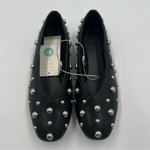 A new day Sammie ballet Flats size 8.5. Black with silver studs. memory foam NWT